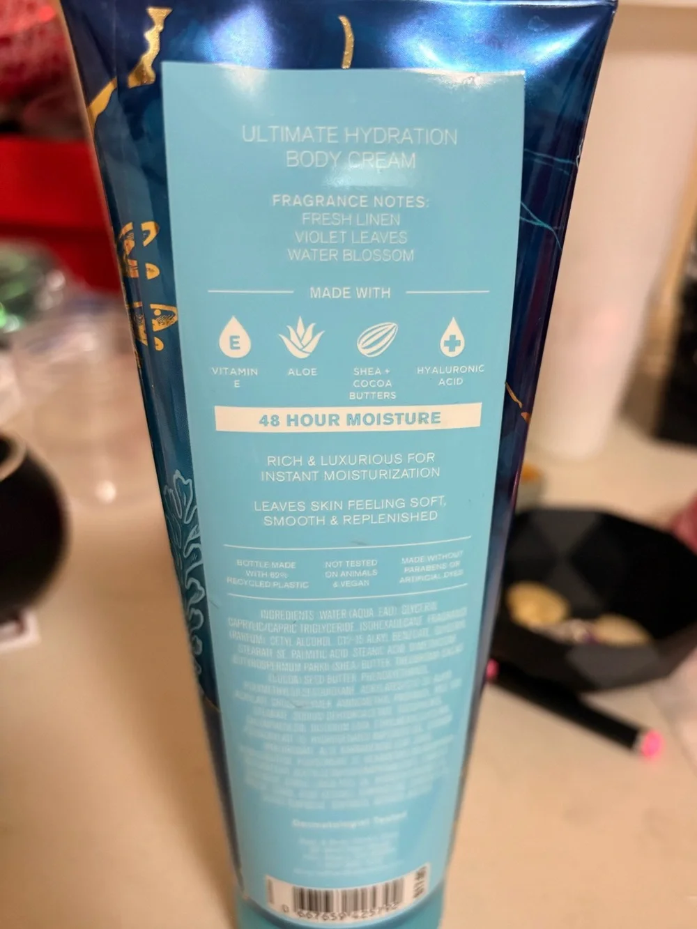 Bath & Body Works Saltwater Breeze Body Cream - Blue with Gold Accents
